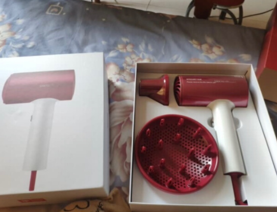 负离子吹风机为什么这么火爆，看这里给你答案的第2张示图