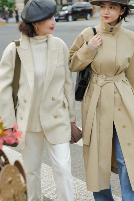 中年女人穿外套时，记住这2个要点更优雅，不臃肿还显气质的第7张示图