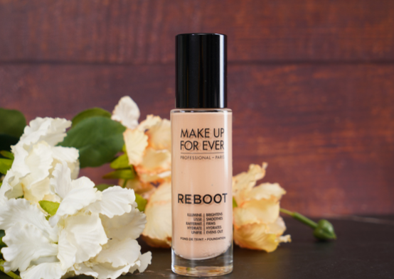 一扫倦容重启状态，测评玫珂菲赋活焕采粉底液-JinMo之家