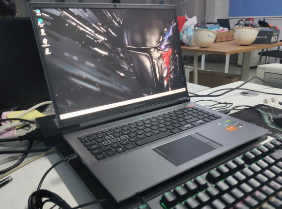 玩大型游戏电脑总发烫?试试雷神911笔记本-JinMo之家