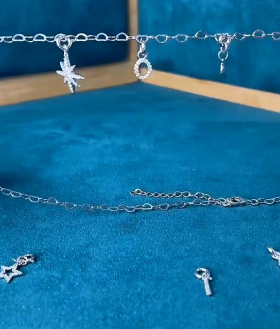 少女蝶首饰穿搭测评,不挑衣服的时尚单品-JinMo之家