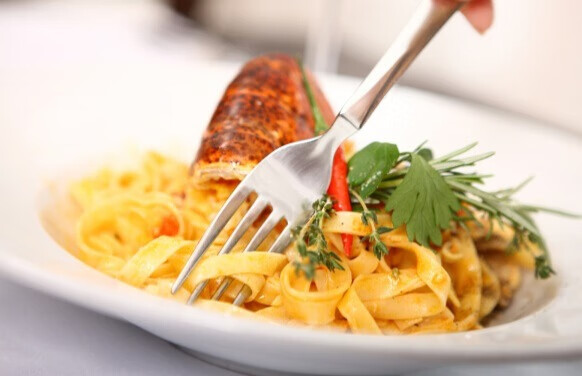 纤薄大容量冰箱，容声成为大家庭囤货的好选择！-JinMo之家