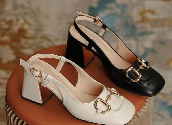 “玛丽珍鞋”又火了,时髦摩登又不挑人-JinMo之家
