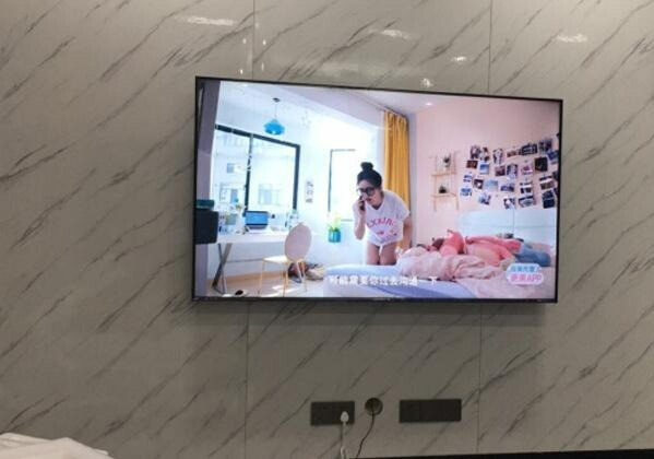 人工智能电视这样选,老人小孩也能玩转!-JinMo之家