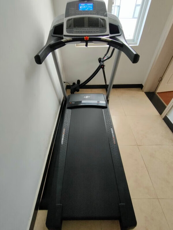 美国爱康诺迪克跑步机,尽享实景互动跑步新体验-JinMo之家