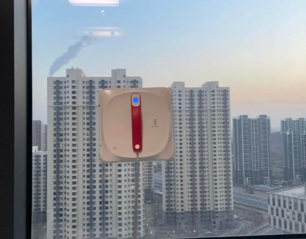 科沃斯W920测评：安全加分，化解高层擦窗烦恼的第6张示图