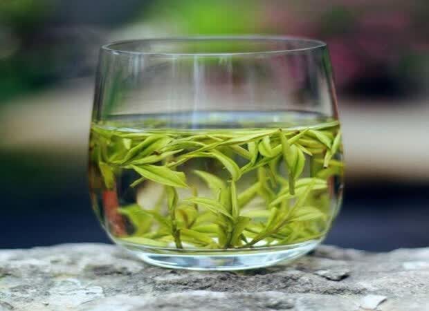 极白皇冠明前精品绿茶，品味优雅，淡然心态！-JinMo之家
