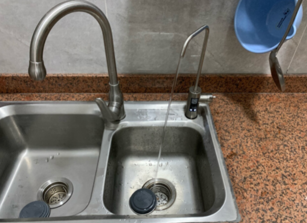 飞利浦引擎1000净水器,带来滴滴健康好水的第3张示图 飞利浦引擎1000净水器,带来滴滴健康好水的第3张示图