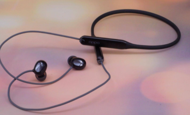 怎样选购耳机？入耳式的好还是半入耳式好？-JinMo之家