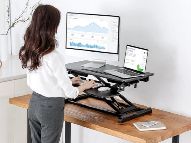 打工人，你离舒适办公只差一张北弧升降桌的第2张示图