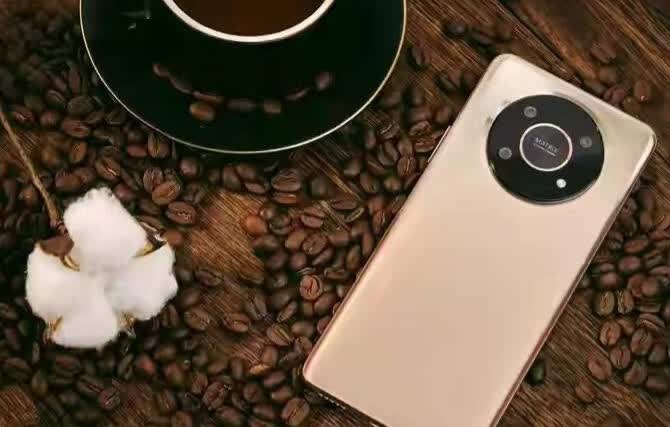 荣耀X30实现了大容量和轻薄机身兼得的第2张示图 荣耀X30实现了大容量和轻薄机身兼得的第2张示图