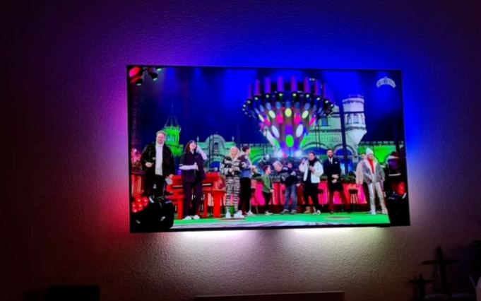 目之所及皆是风景，飞利浦全面屏电视带来舒适享受-JinMo之家