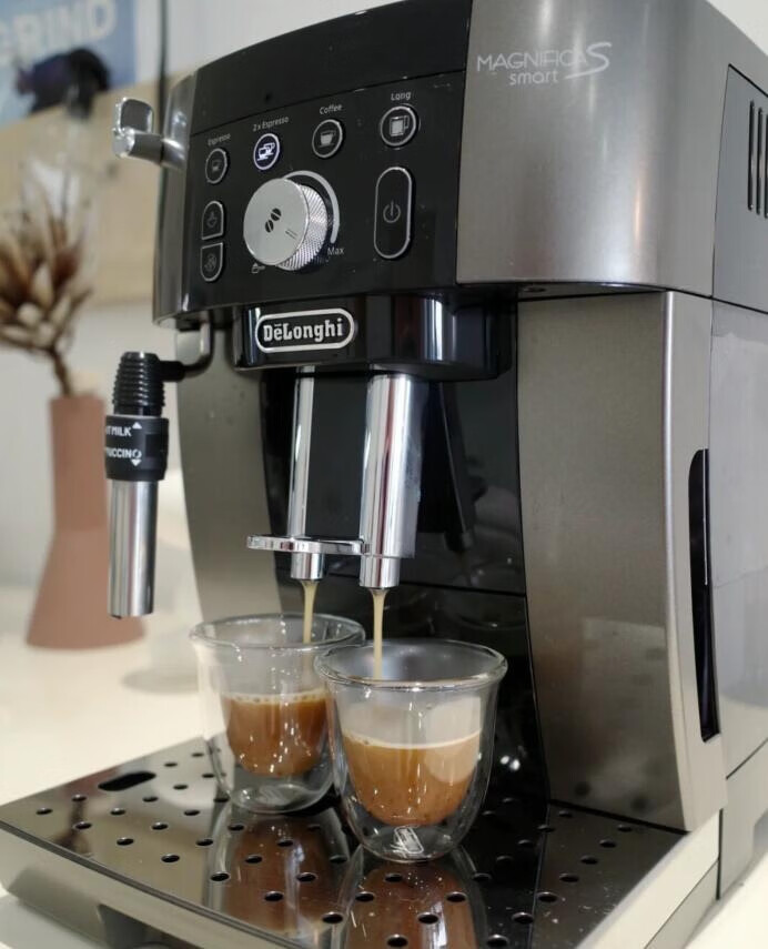 寒冷的冬天宅家，来一杯温暖的咖啡太幸福了-JinMo之家