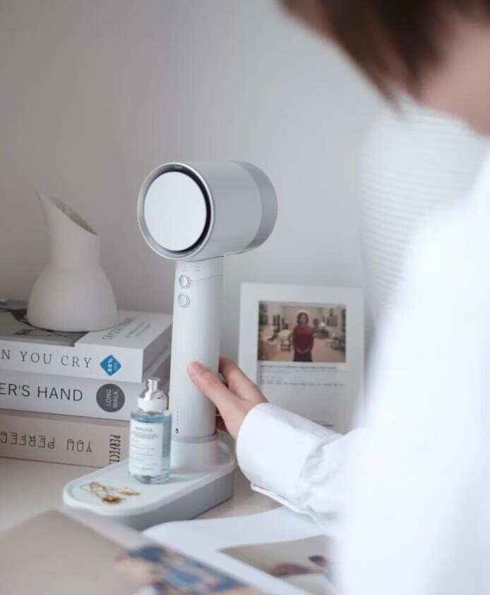 Zuvi原里光能无线吹风机，实现吹发自由-JinMo之家