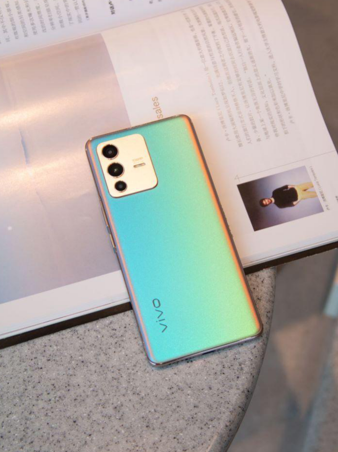 颜值、拍照和性能全都有的vivo S12 Pro手机怎么样？的第11张示图