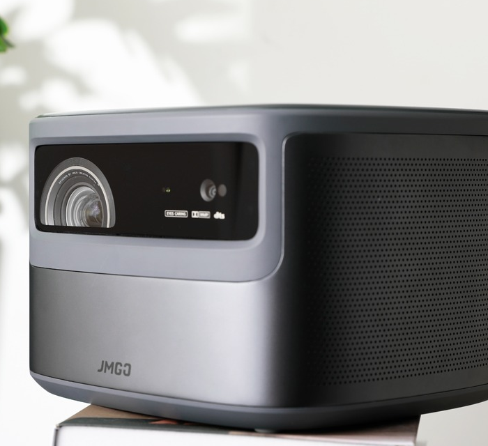 语音操控的多功能坚果J10投影仪，无需手动调节更省心的第3张示图