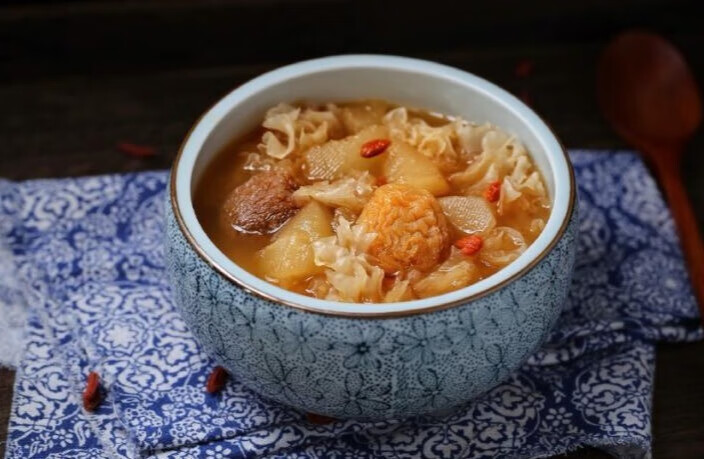 冬天要多喝吊梨汤，对我们的肺有很好的效果-JinMo之家