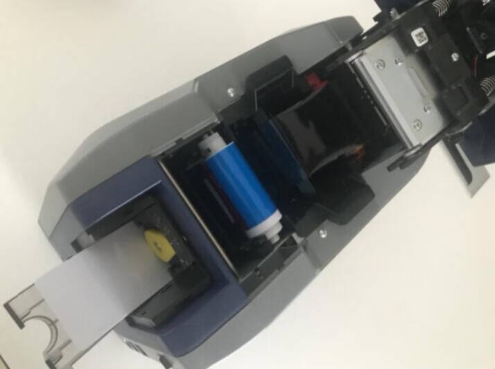 普瑞途证卡mini打印机测评：小巧机身，办公室新选择的第4张示图