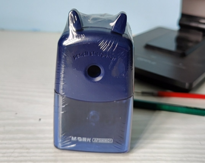 孩子不会削铅笔？可以买晨光电动削笔机-JinMo之家