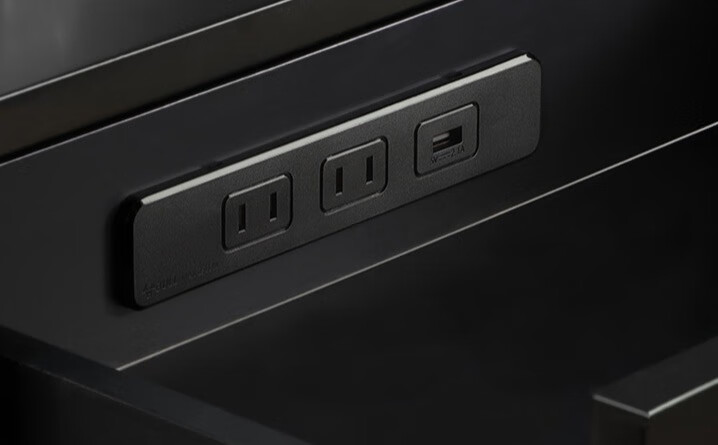 嵌入式的公牛插座，满足日常用电需求，小巧玲珑-JinMo之家