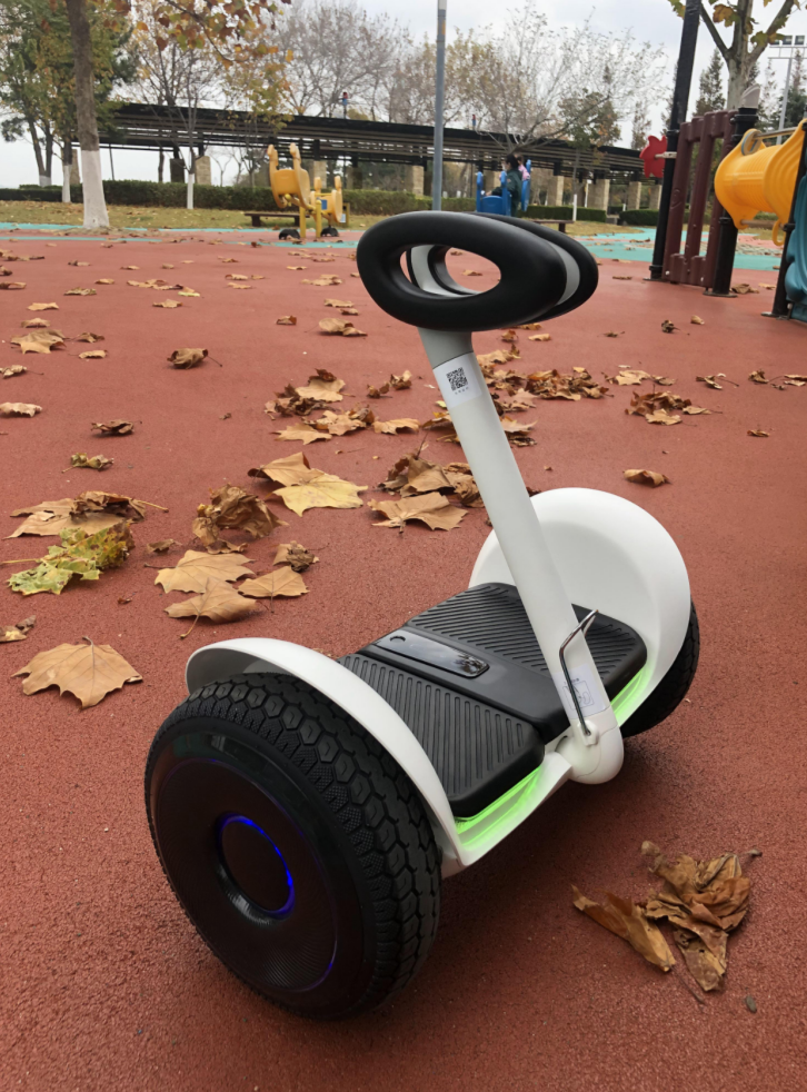 孩子骑平衡车就选它，骑行安全，玩法炫酷，家长更放心！的第4张示图