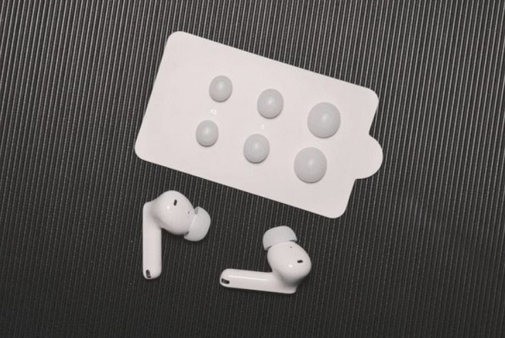 小度智能耳机Pro评测：入耳即安静，远离烦人噪声的第2张示图