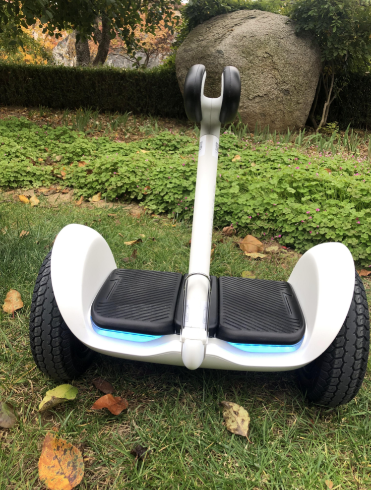 孩子骑平衡车就选它，骑行安全，玩法炫酷，家长更放心！的第2张示图