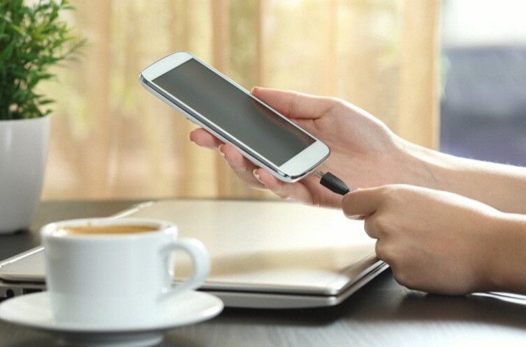 数码玩家教你认识什么是“快充”-JinMo之家