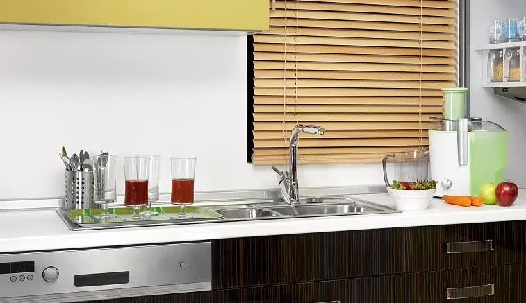 摩恩水槽龙头套装，大空间让你轻松清洗日常多量餐盘碗筷的第4张示图