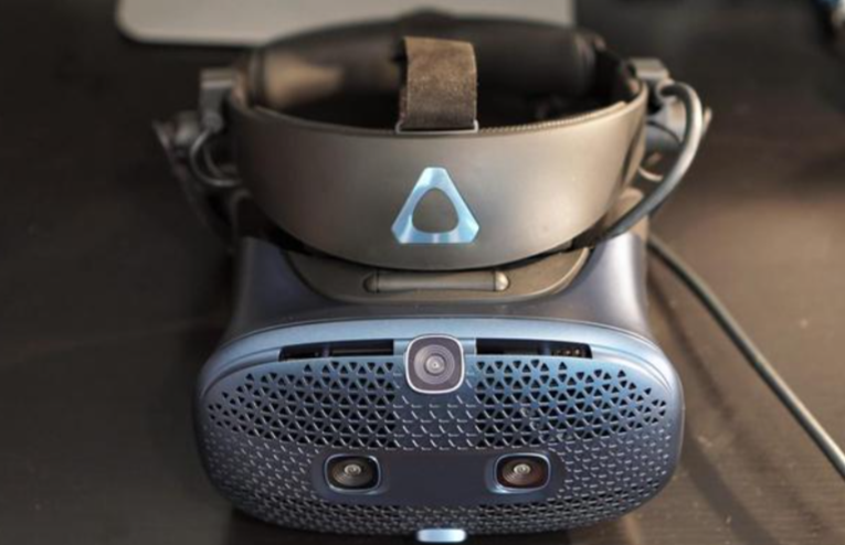 HTC VIVE Cosmos 智能VR眼镜测评：更具“真实感”的虚拟世界的第4张示图
