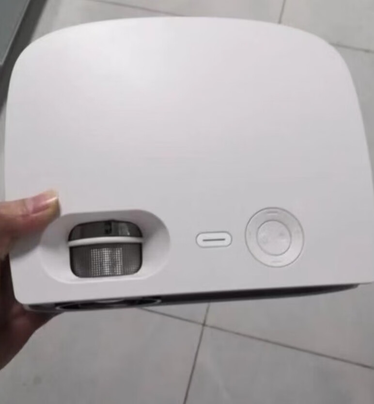 瑞格尔智能投影仪让你贴心追剧不再累-JinMo之家