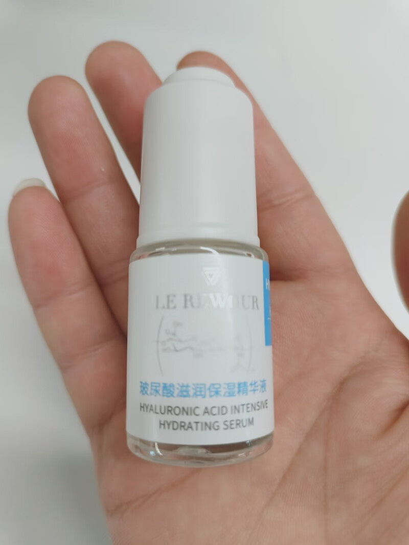 莱摩玻尿酸精华液测评：赶走粗糙，让肌肤更水润细腻的第3张示图