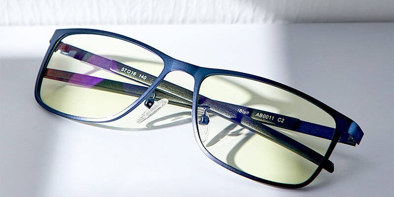 预防蓝光，可选择这几款防护眼镜，透光性出色
