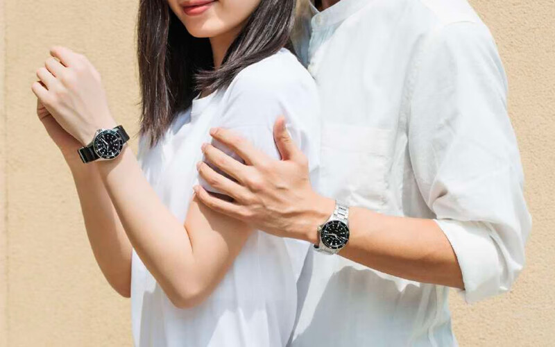 秀恩爱的另一种打开方式,超过情侣装!-JinMo之家