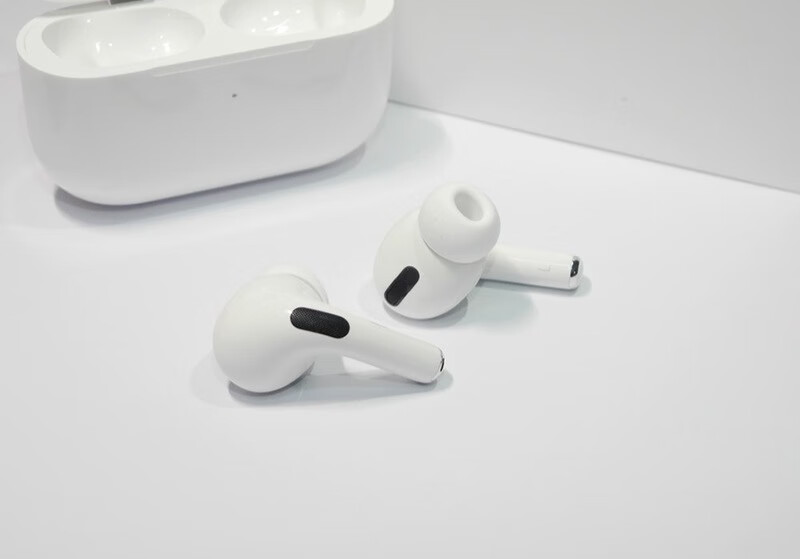 测评看下：Apple AirPods pro3代蓝牙耳机又有哪些升级？的第3张示图