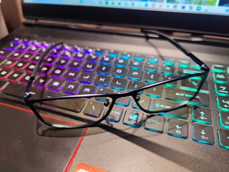 有效阻止蓝光对您视力的侵害，AHT眼镜真的做到了-JinMo之家