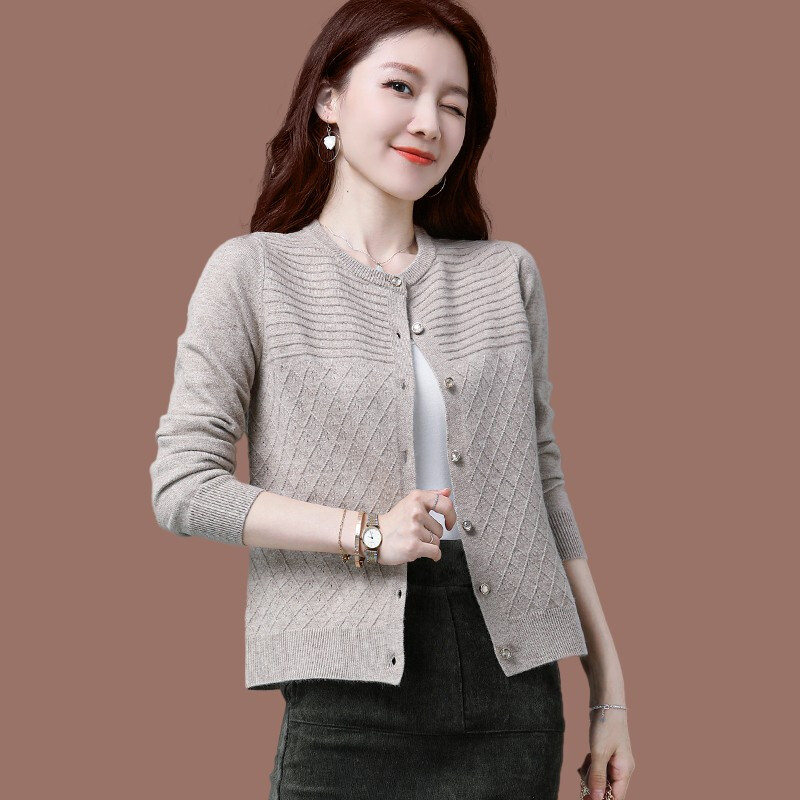 夏季穿衣的“超能”搭配公式：奶奶衣+阔腿裤的第3张示图