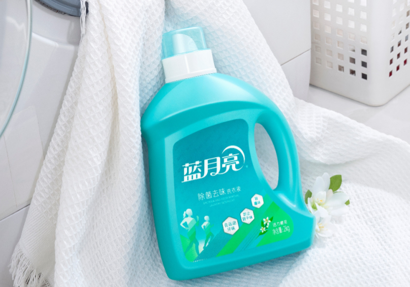 汗臭味交给蓝月亮洗衣液,衣服随即恢复清新状态-JinMo之家