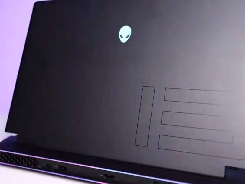 外星人全新m15-R6笔记本电脑，强悍性能的高端游戏本的第2张示图