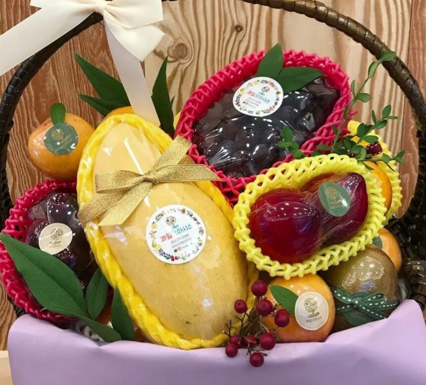 空腹吃香蕉对心、肾不好，还容易拉肚子。-JinMo之家