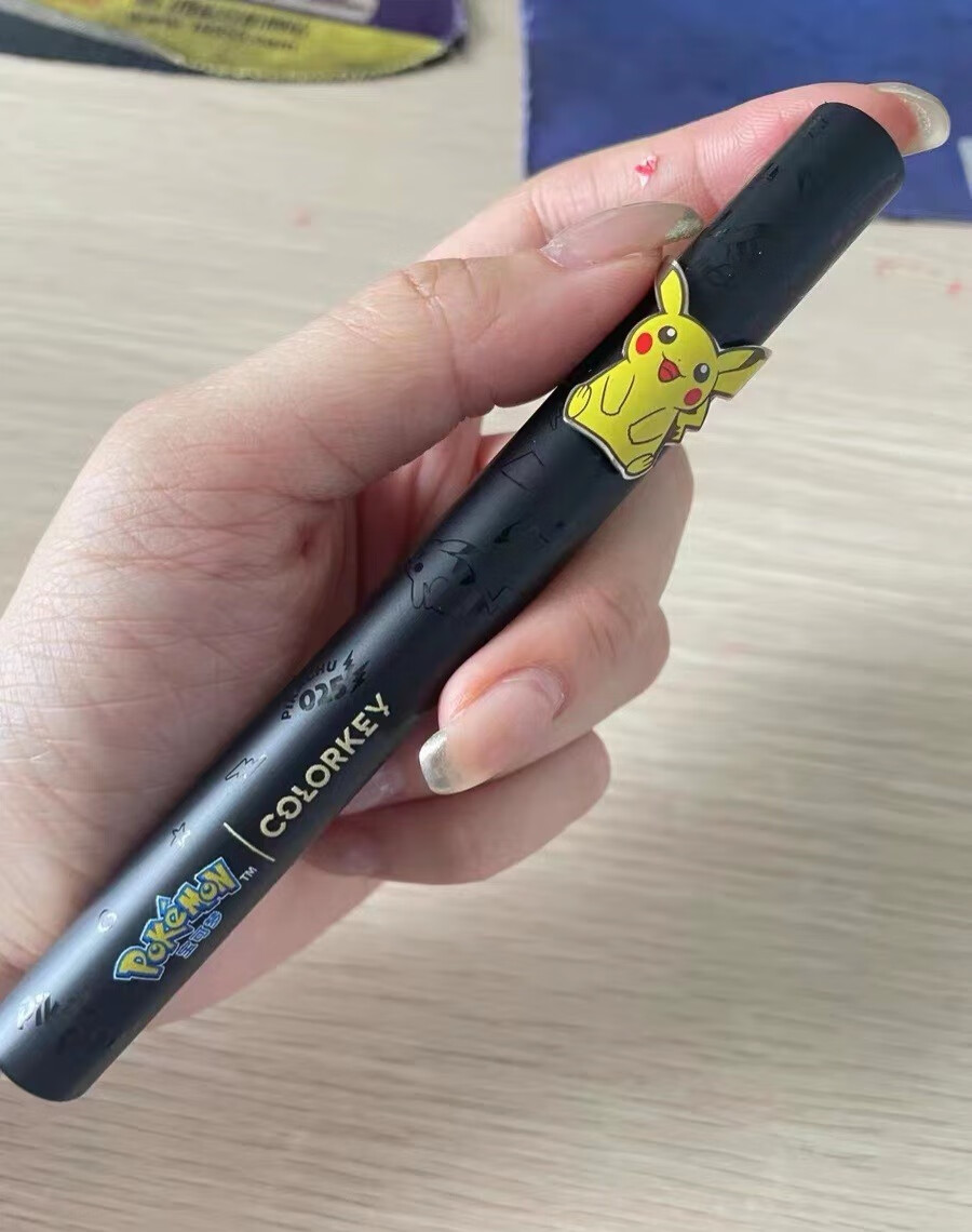 更适合女孩子的高甜唇釉，这款我给满分！的第2张示图