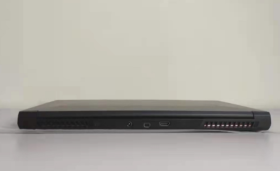 测评神舟战神Z7-DA7NP，一款超高性能的笔记本电脑的第4张示图
