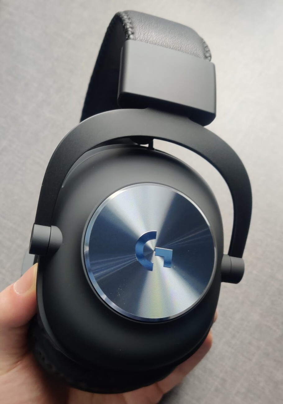 罗技PRO X头戴式游戏耳机评测体验：7.1环绕声支持多平台的第2张示图