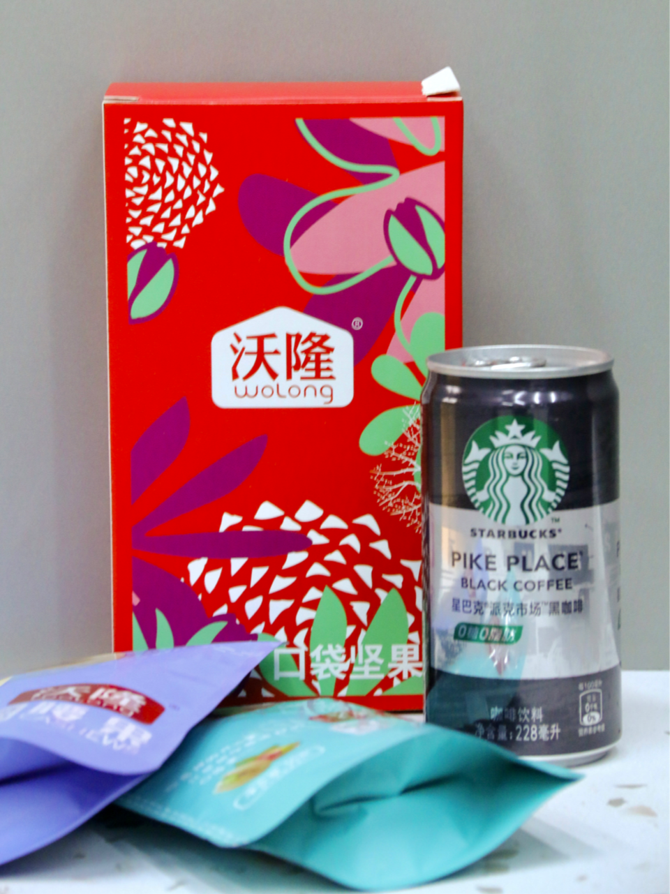 员工的新年礼物选什么，星巴克X沃隆联名礼盒！-JinMo之家