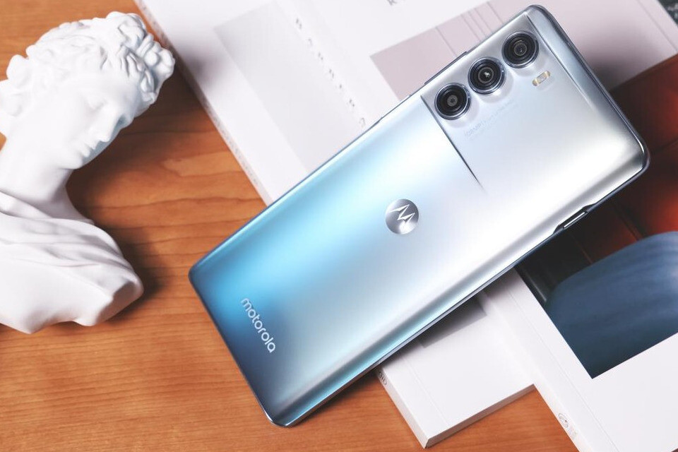 moto S30冠军版，搭配骁龙888的第2张示图