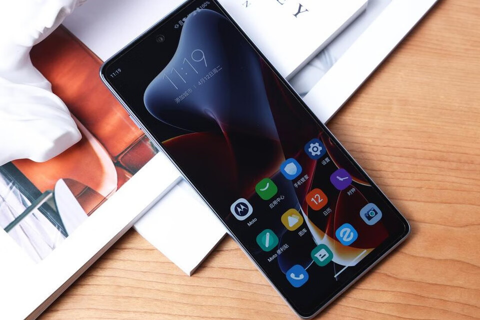 moto S30冠军版,搭配骁龙888-JinMo之家