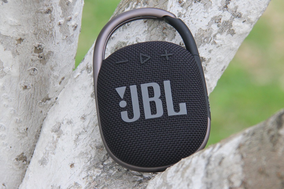 JBL CLIP4蓝牙音箱评测：小型音箱很难达到的高配的第2张示图