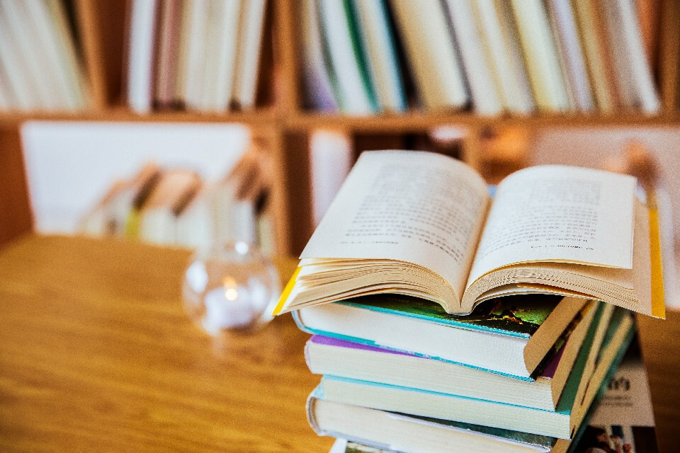 布置温馨书房,找对合适家具样式的第6张示图 布置温馨书房,找对合适家具样式的第6张示图