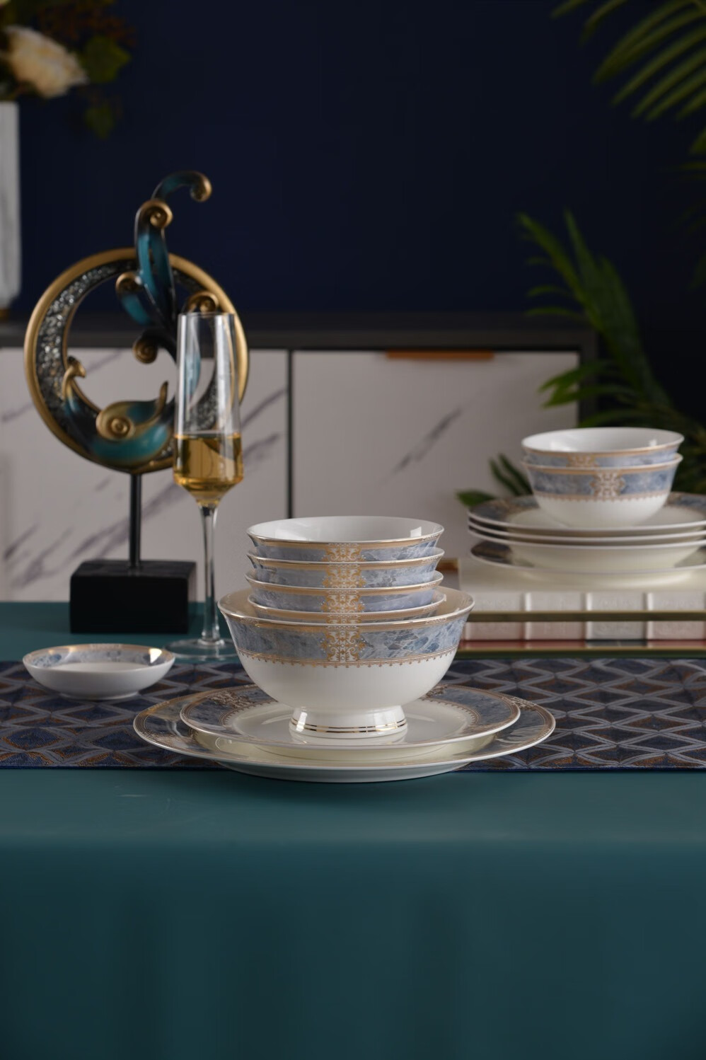 国玥唐山骨瓷餐具套装：欧式轻奢风，品味精致生活-JinMo之家