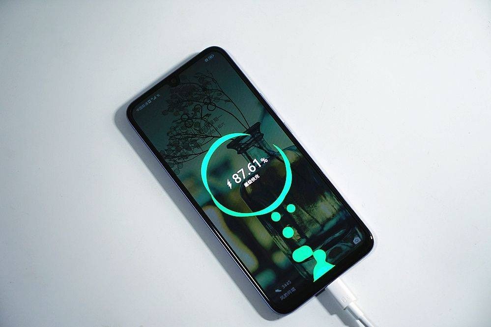 荣耀Play5 5G手机评测：疾速66W超级快充真香的第3张示图